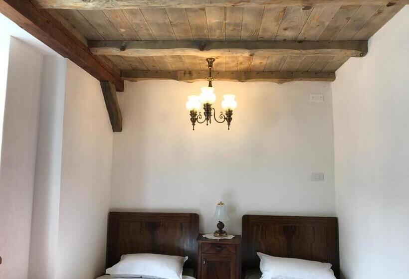 هتل Farmhouse Cvetje