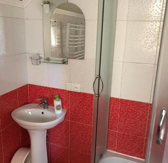 호텔 ‘‘forest House ’‘ будинок для відпочинку