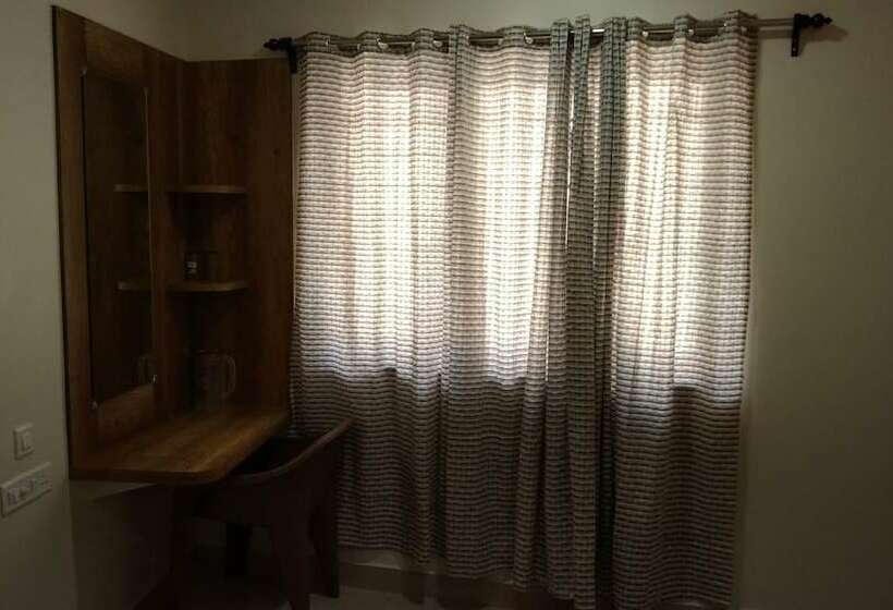 בית מלון כפרי Grand Stay