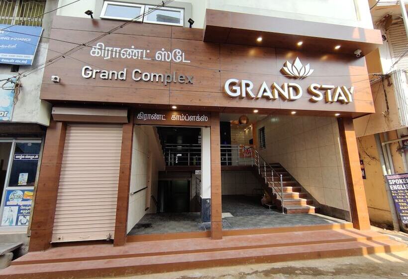 בית מלון כפרי Grand Stay