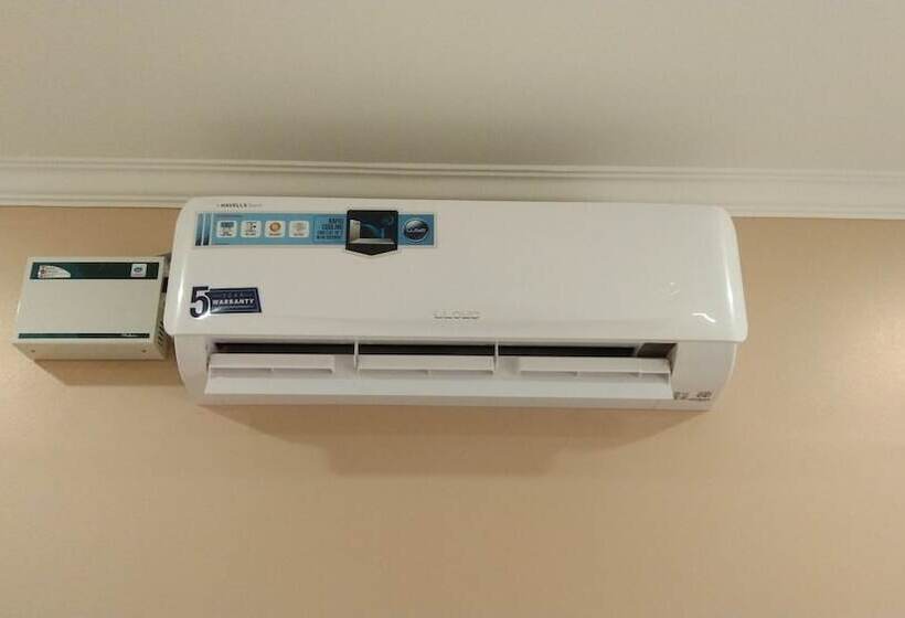 בית מלון כפרי Grand Stay