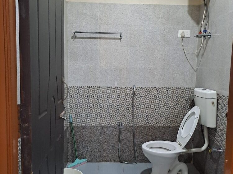 בית מלון כפרי Great Eastern Valley Residency