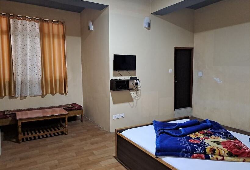 בית מלון כפרי Great Eastern Valley Residency