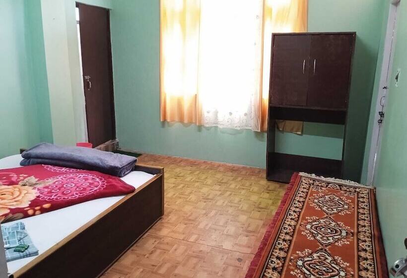 בית מלון כפרי Great Eastern Valley Residency