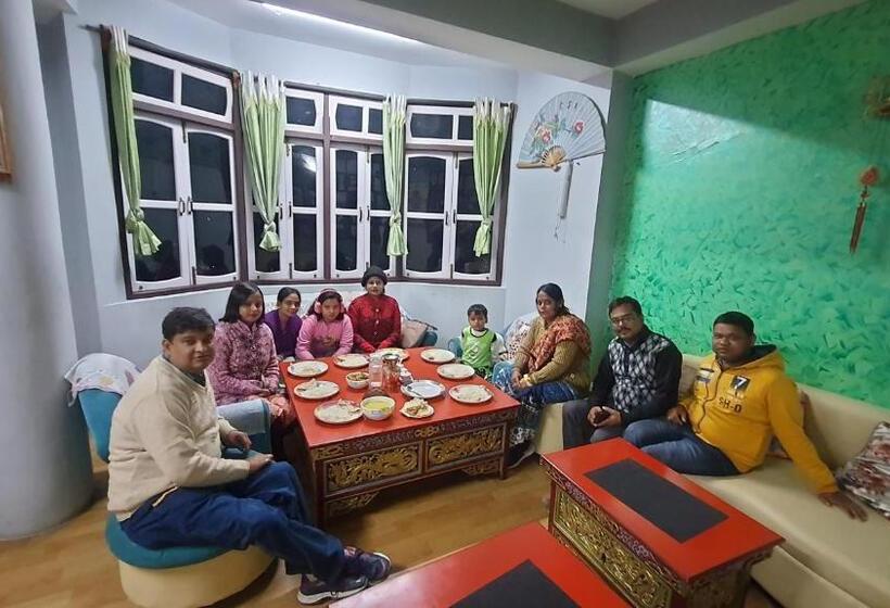 בית מלון כפרי Great Eastern Valley Residency