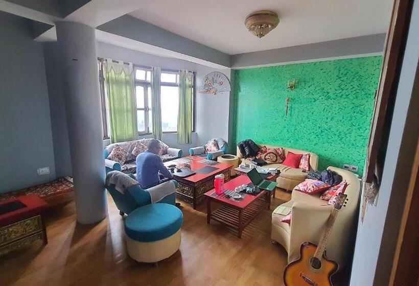 בית מלון כפרי Great Eastern Valley Residency