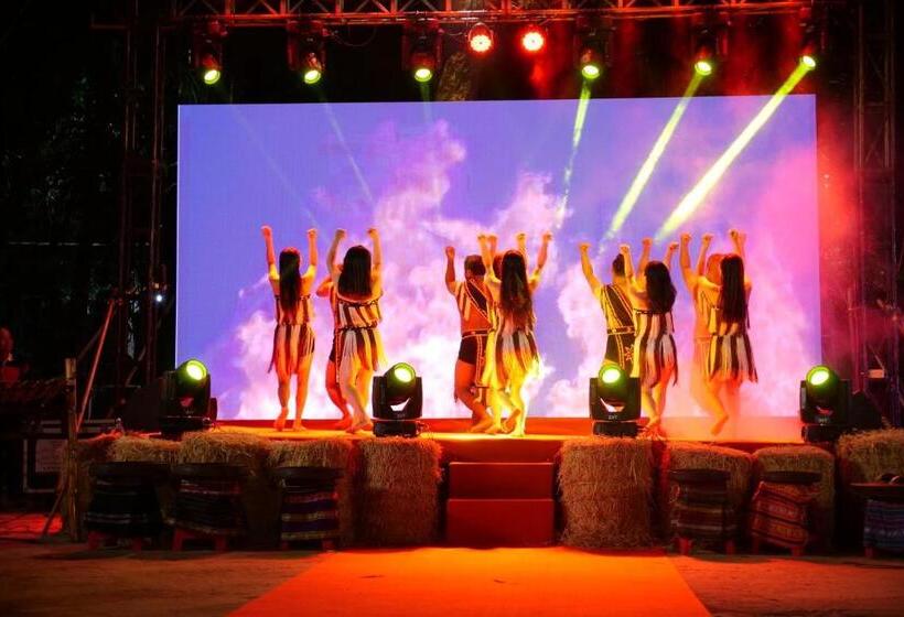 هتل Khu Du Lịch Sinh Thái Akoea