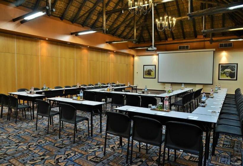 Отель Kwa Maritane Lodge