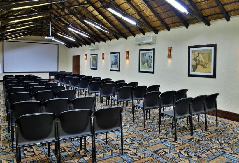 Отель Kwa Maritane Lodge