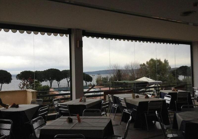 ホテル Lh  Del Lago