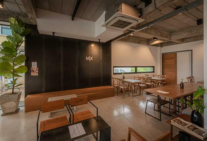 酒店 Mix Cafe X Bed D