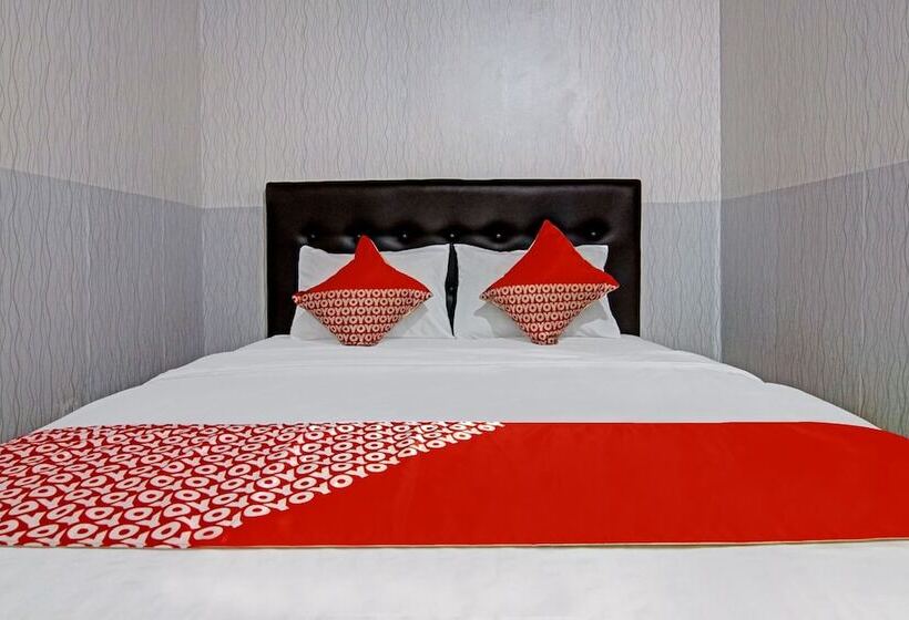 Отель Oyo 90358 Poris Residence Syariah