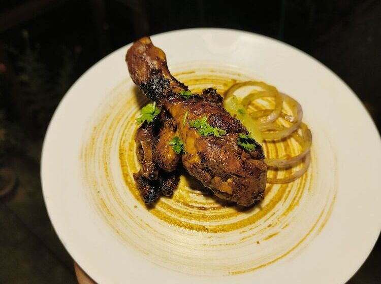 Отель The Sunbird Retreat Resort