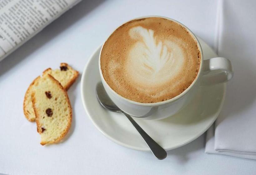 ホテル The Ridgepoint