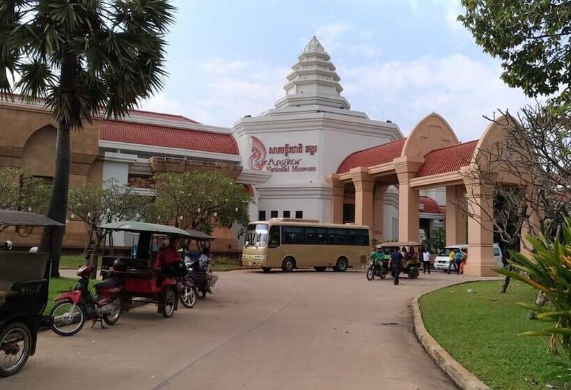 בית מלון כפרי Siemreap Vasinh Residence