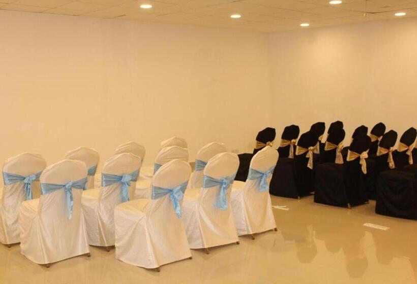 Отель Vedic Village Sriperumbudur Formerly Known As Citrus