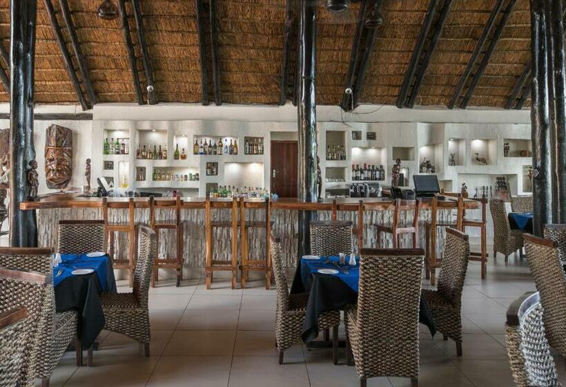 فندق Zulu Nyala Heritage Safari Lodge