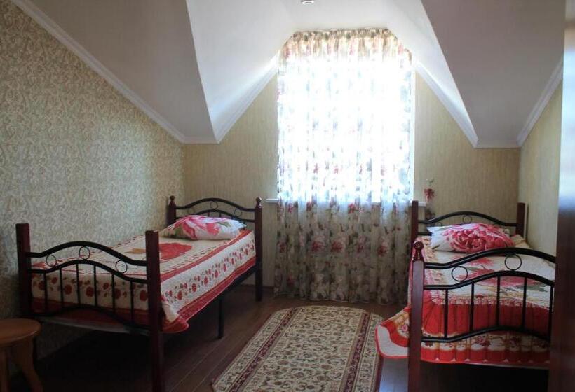 پانسیون адилет