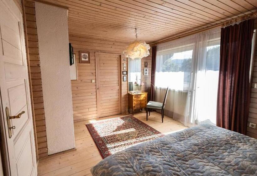 پانسیون Bajtica Guesthouse