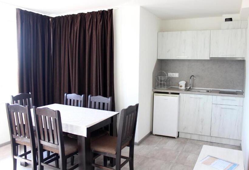 ペンション Complex Pika