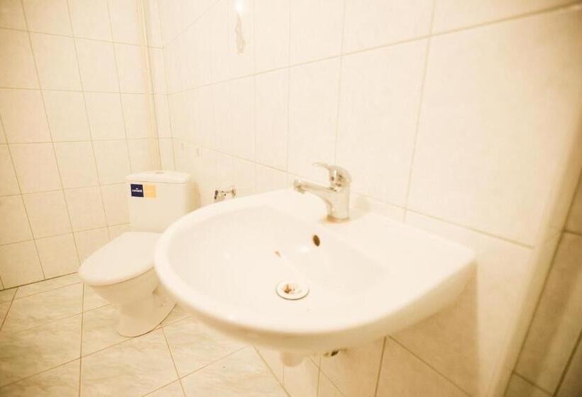 Пансион Guest House In Drachino