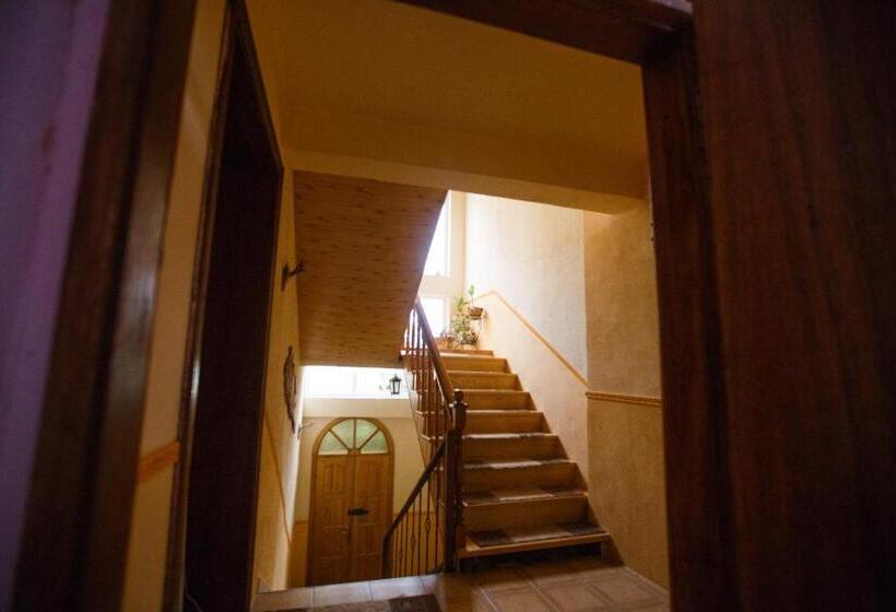 פנסיון Guest House In Drachino