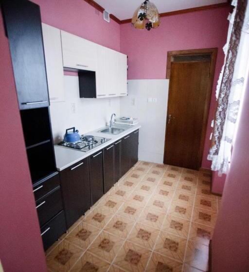 Пансион Guest House In Drachino