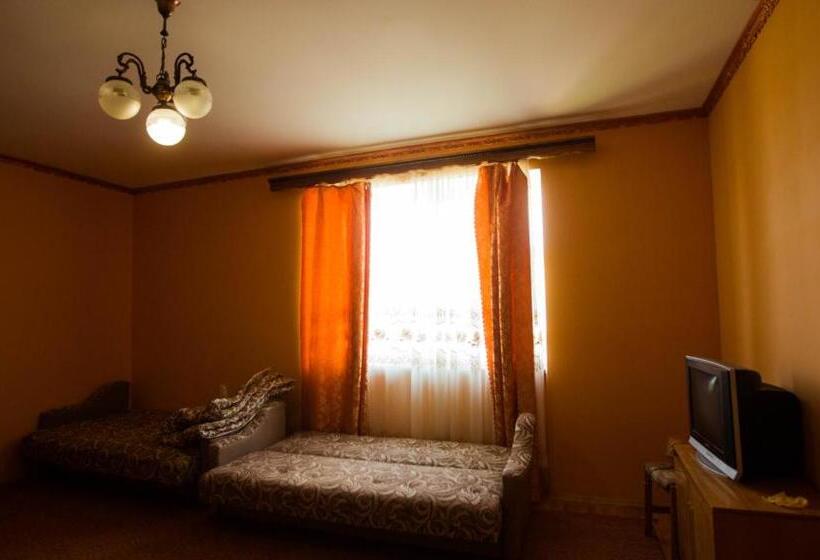 פנסיון Guest House In Drachino