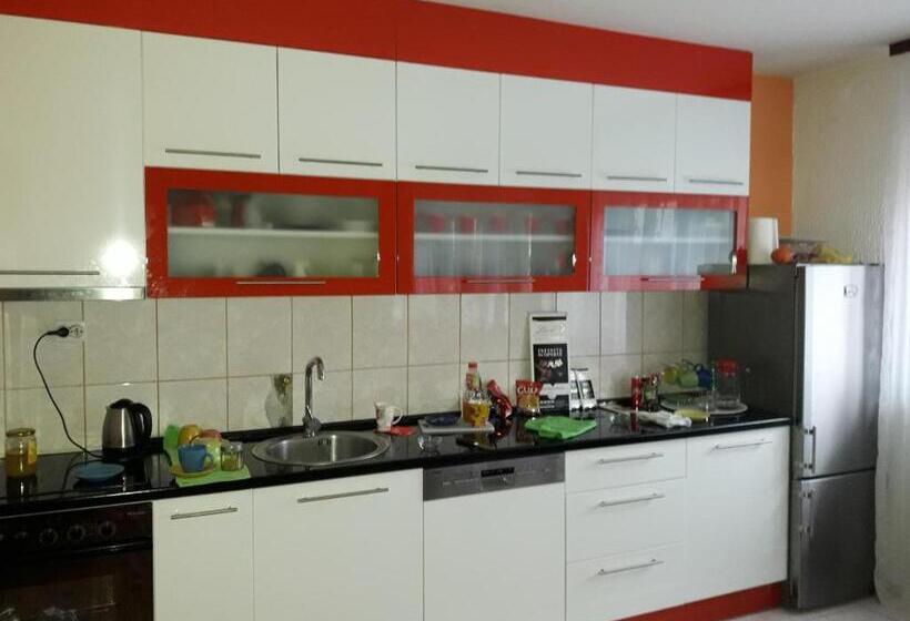 پانسیون Guest House Sistem