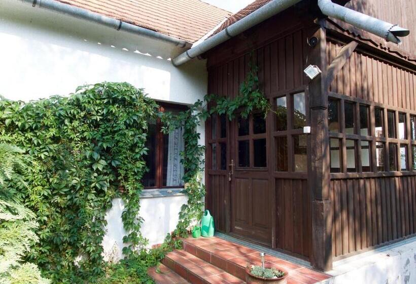 بنسيون Hétrét Vendégház