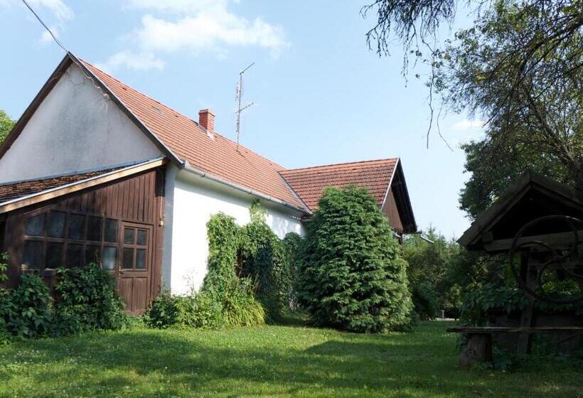 بنسيون Hétrét Vendégház