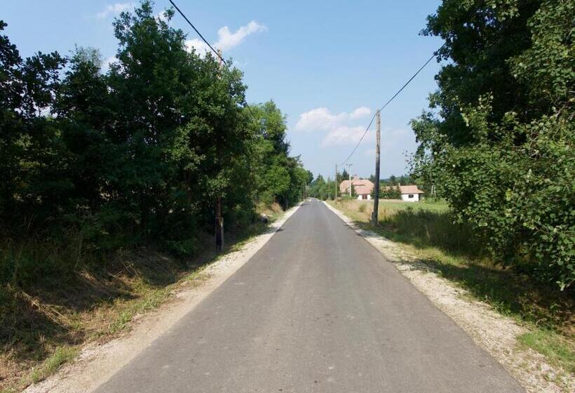 بنسيون Hétrét Vendégház