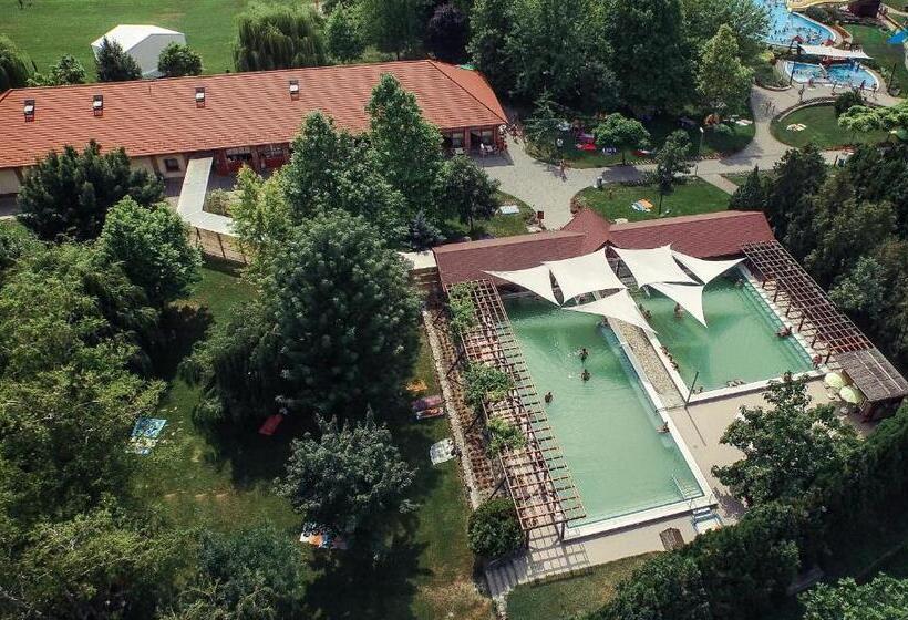 펜션 Lipót Termál Vendégszoba