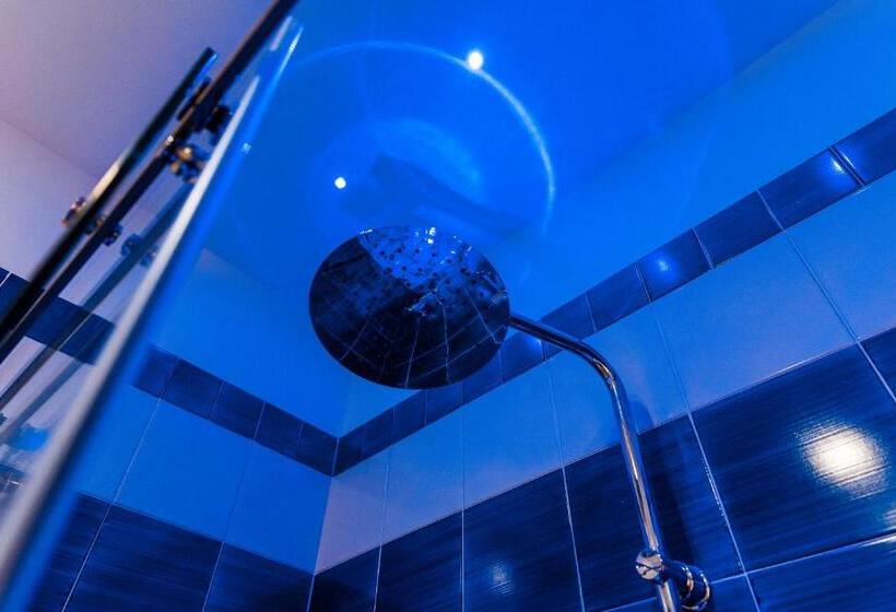 פנסיון Luxury Napolitano