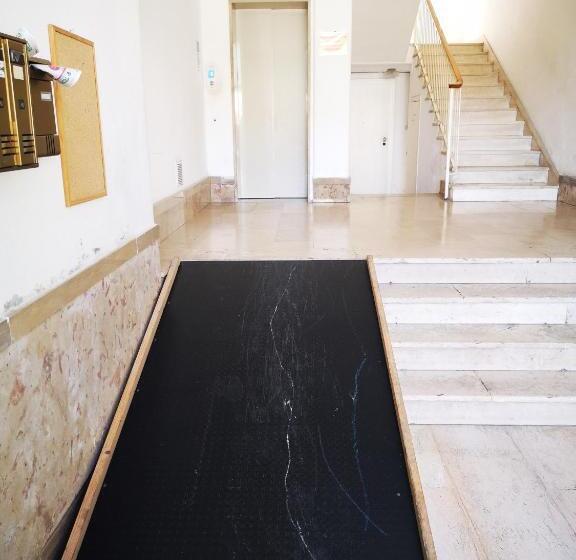 פנסיון Luxury Napolitano