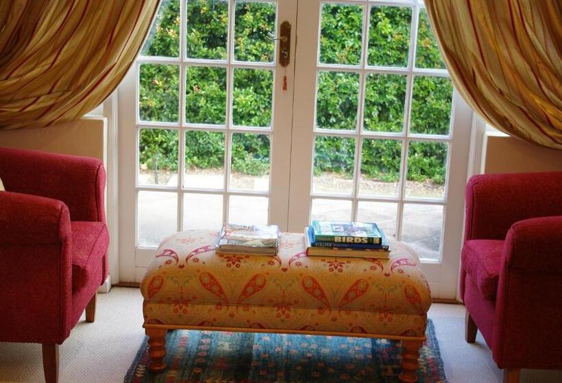 پانسیون Lyngrove Wines & Guesthouse