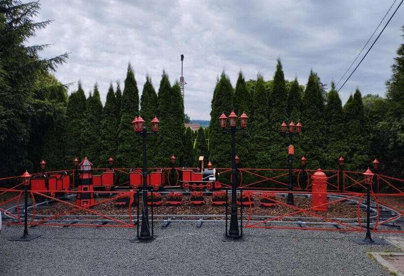 ペンション Penzion Restaurace U Helferů