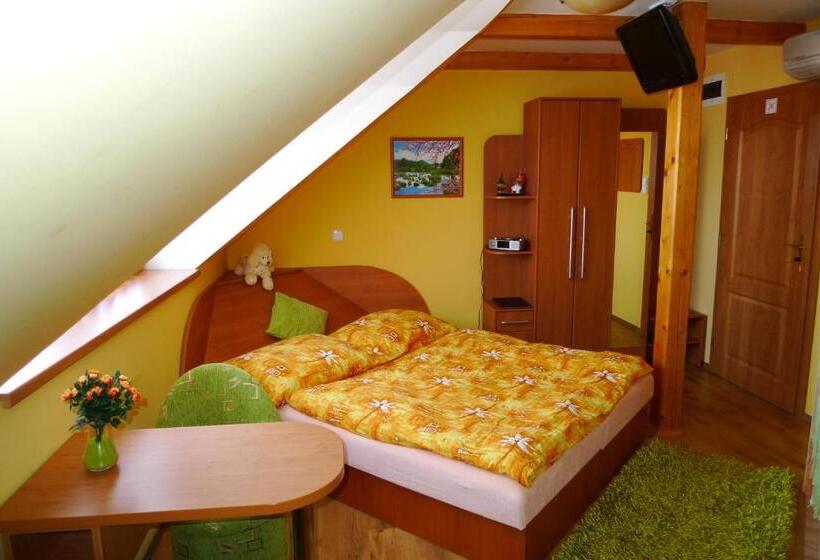 بنسيون Penzion Rogallo