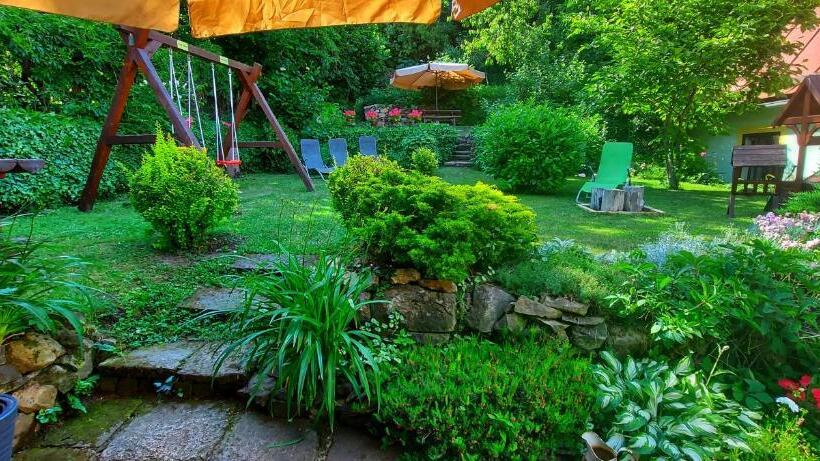 بنسيون Penzion Tomino