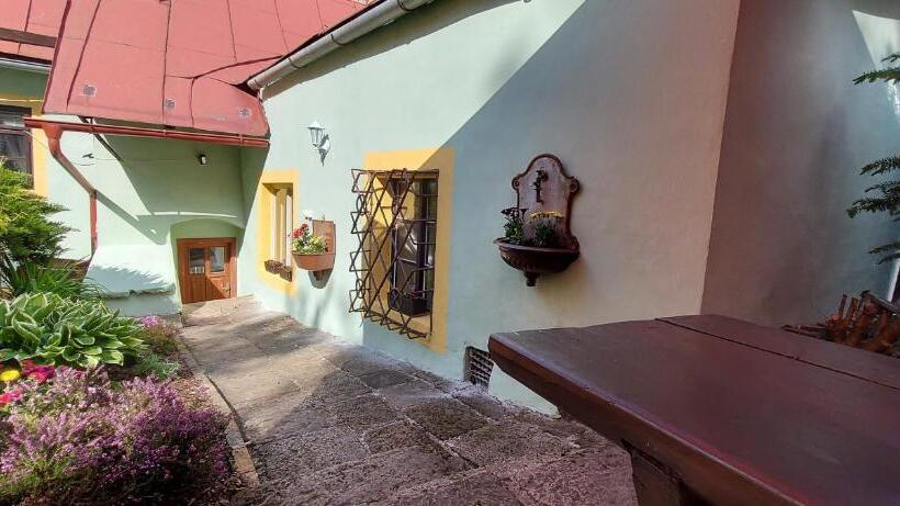 بنسيون Penzion Tomino