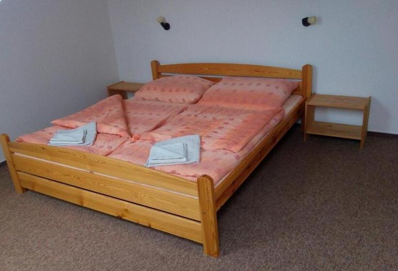 פנסיון Penzion Vanůvecký Dvůr