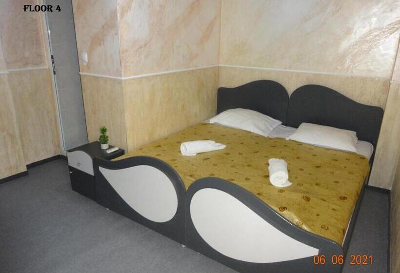 ペンション Rooms Nesebar Eli