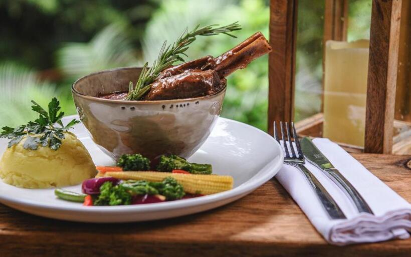 膳宿费 Serenity Mountain And Forest Lodge