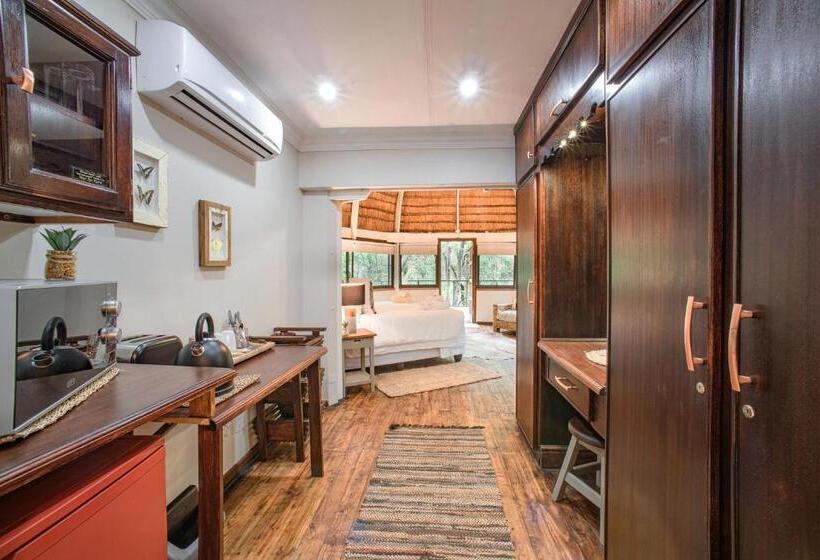 膳宿费 Serenity Mountain And Forest Lodge