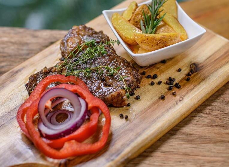 膳宿费 Serenity Mountain And Forest Lodge