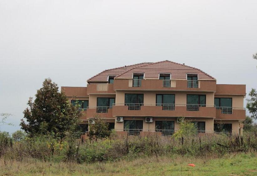 Пансион Tangra Guest House