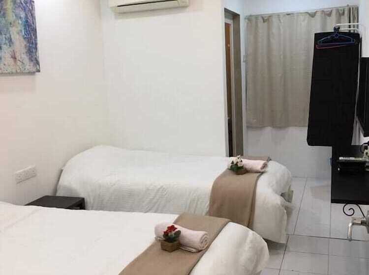 فندق صغير Nautilus Bay Home Inn