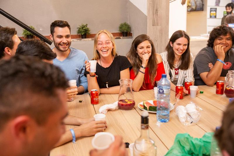 Общежитие Onefam Paralelo