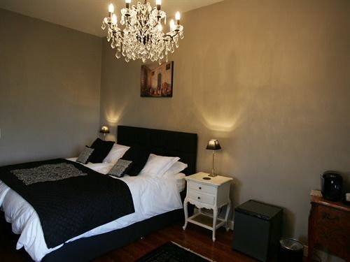 مبيت وإفطار Les Chambres Du Château Mont Donel