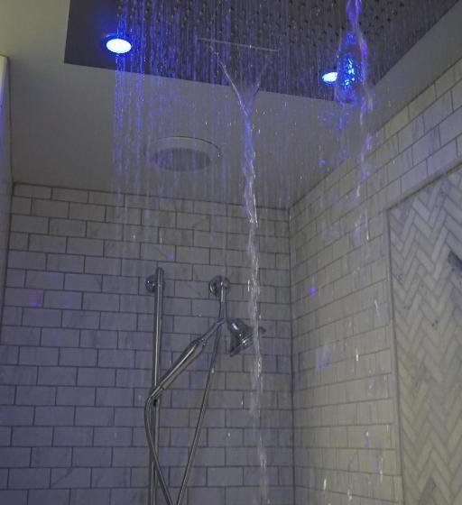 مبيت وإفطار Lochnaiar Inn